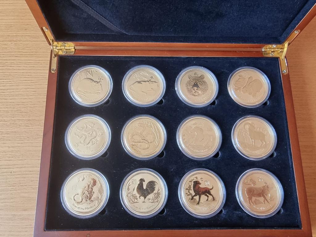 Sada zlatých mincí Lunárná séria II. 12 x 1 oz 2008 - 2019