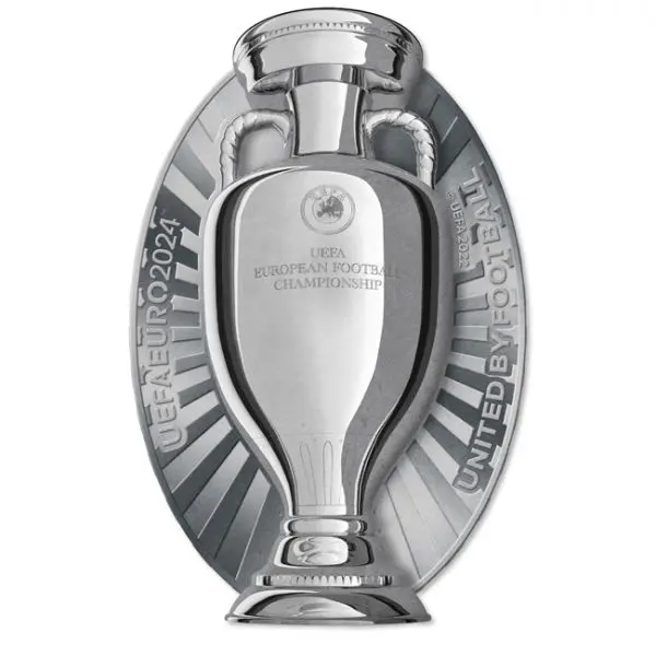Trofej UEFA Euro 2024, 3 oz stříbra